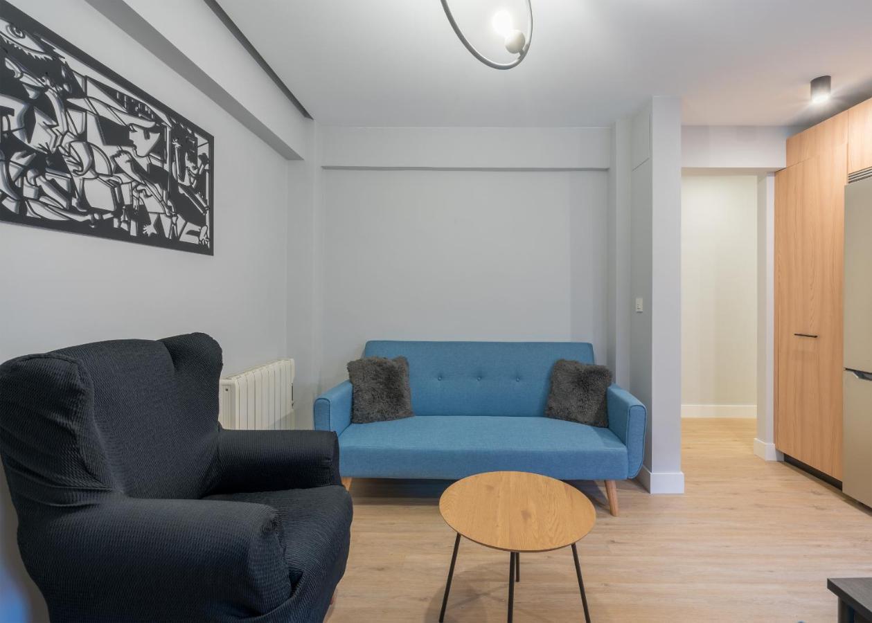 Villa Hita Apartment By People Rentals บิลเบา ภายนอก รูปภาพ